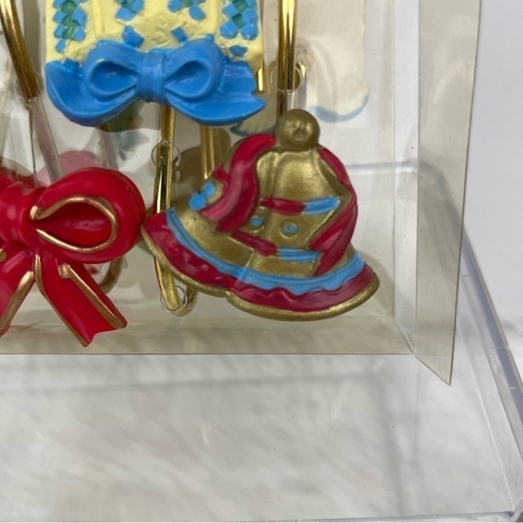 Carnation Home Hand Painted Christmas Noel 12 Shower Curtain Hooks Open Box - Picture 12 of 16